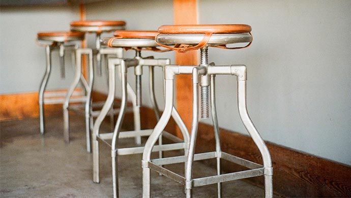 5 claves para elegir taburetes para la cocina