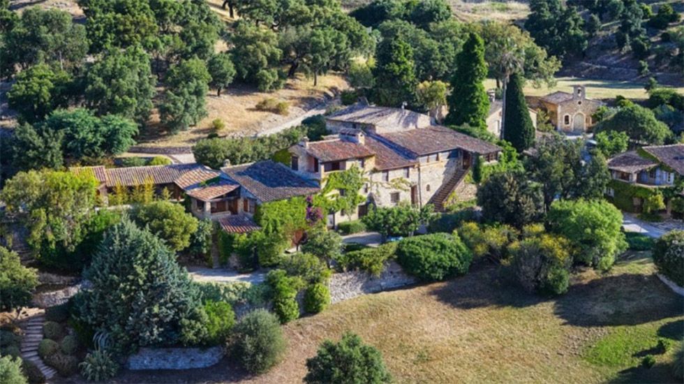 Johnny Depp pone a la venta su pueblo francés