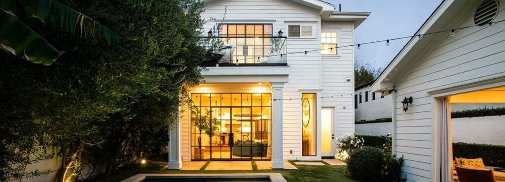 Conocemos la casa que Margot Robbie ha puesto a la venta en Los Ángeles