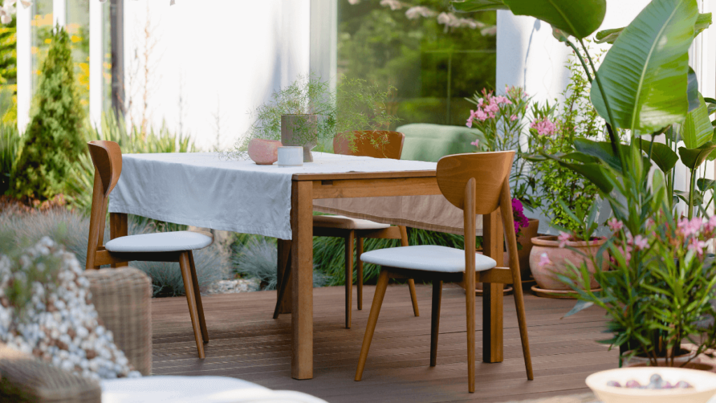 Los muebles de jardín imprescindibles para decorar tu terraza este verano