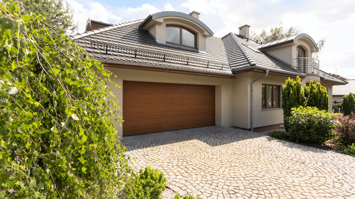 La elegante mansión que Jennifer Lopez y Ben Affleck han comprado en Los Ángeles