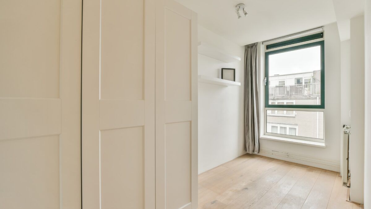 ¿Puede la comunidad obligarme a cambiar las ventanas?