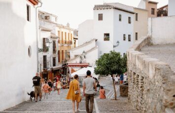Los barrios de Albaicín, Centro y La Cruz tienen la vivienda de compra más cara de Granada
